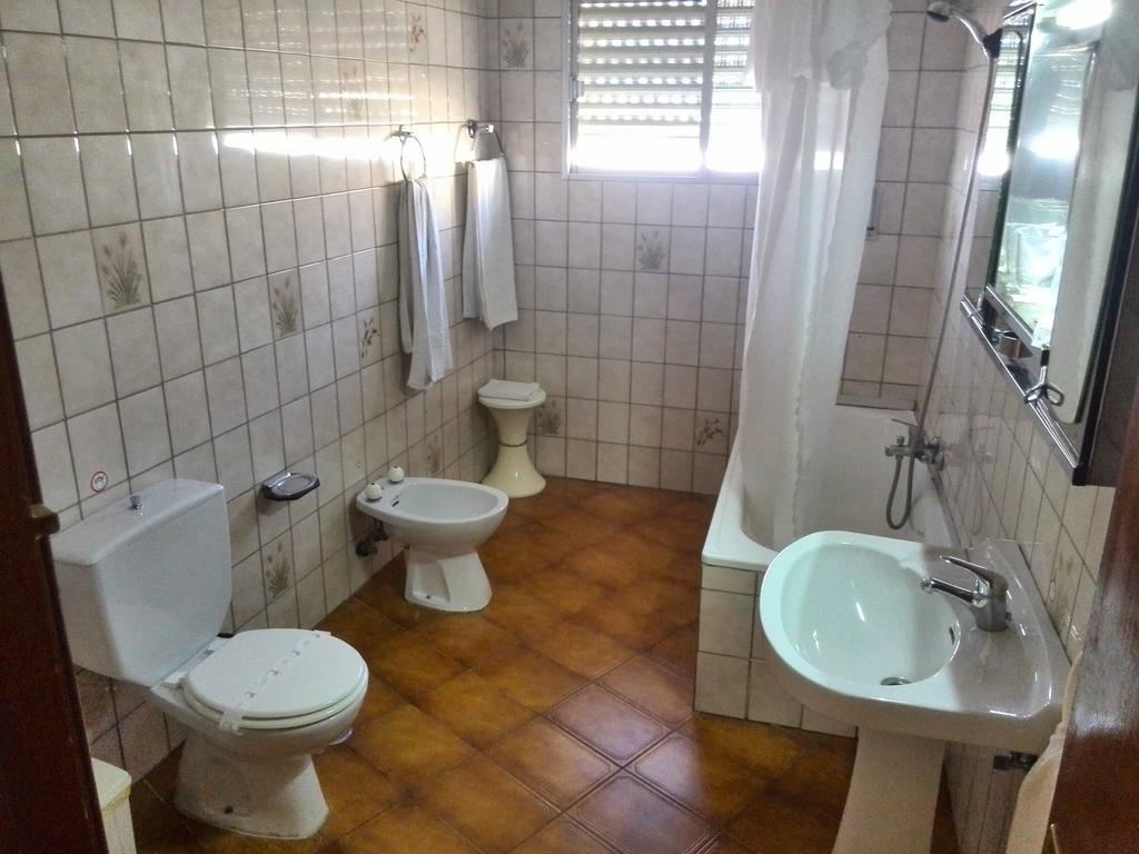 Hostal Victoria Ubeda  Room photo