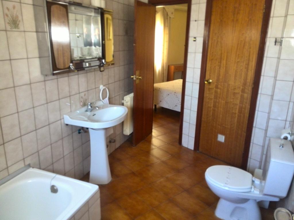 Hostal Victoria Ubeda  Room photo