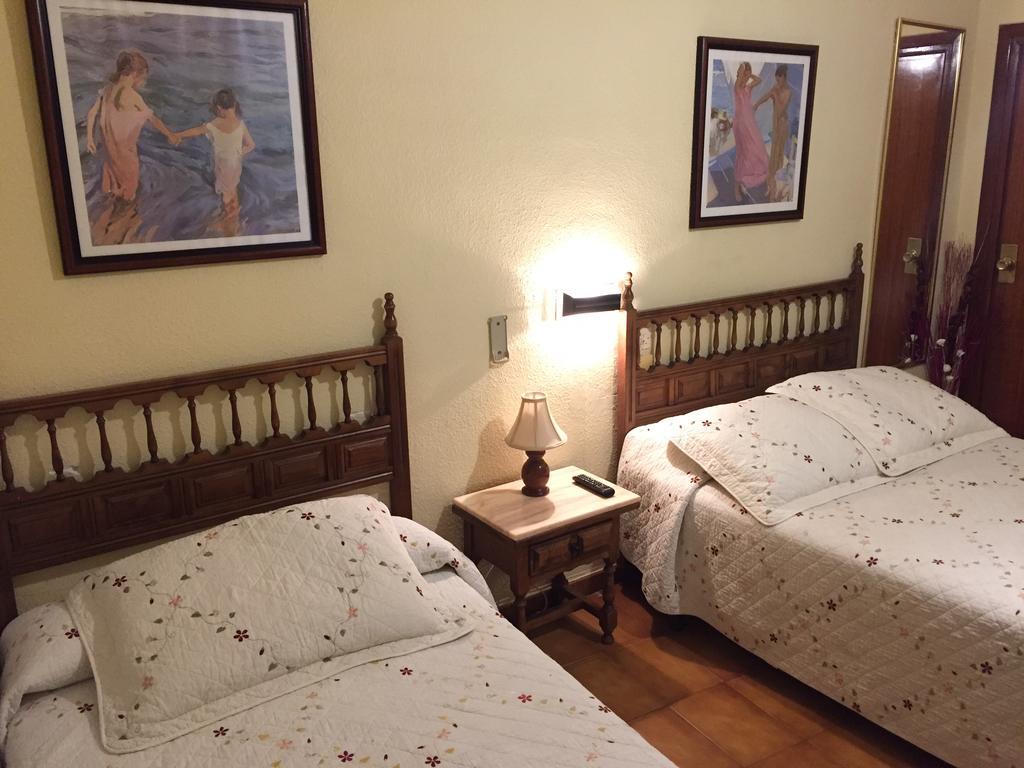 Hostal Victoria Ubeda  Room photo