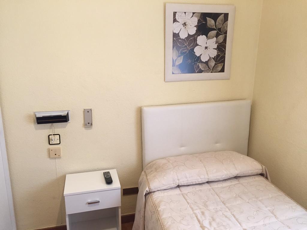 Hostal Victoria Ubeda  Room photo