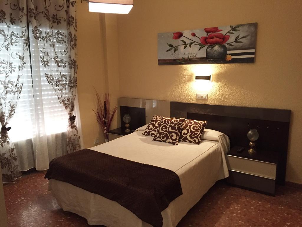 Hostal Victoria Ubeda  Room photo